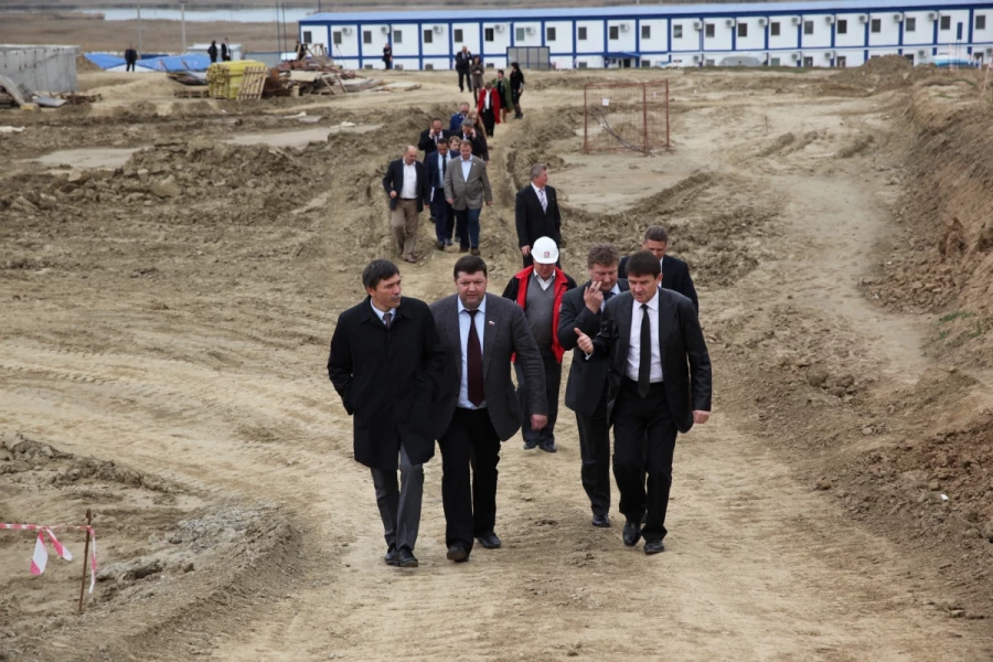 Чиновники  и депутаты посещают индустриальный парк Буденовск / Пресс-служба Думы Ставропольского края