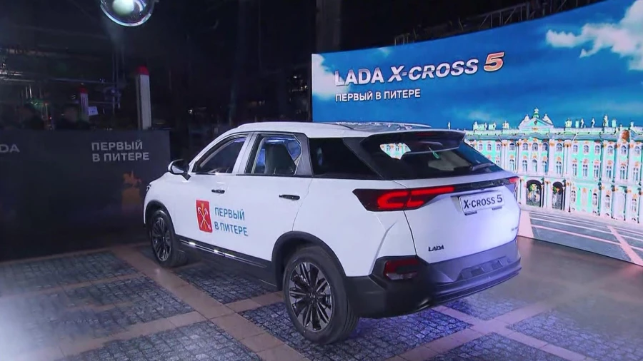 Lada X-Cross 5