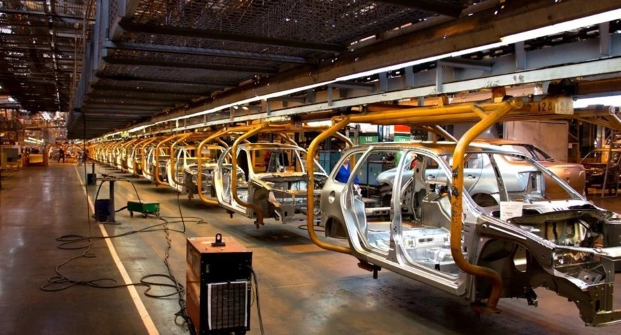 Конвейер АвтоВАЗа / Car.ru