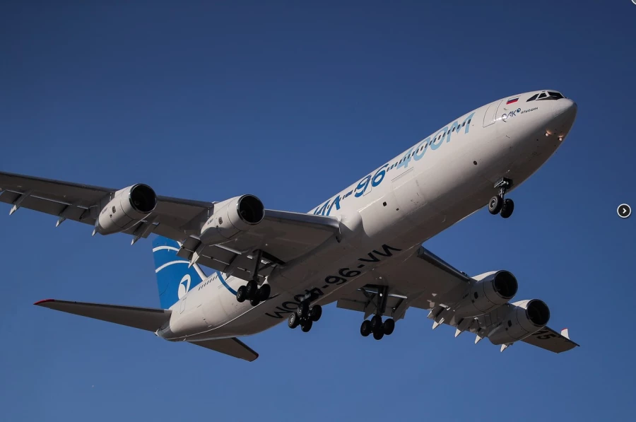 Широкофюзеляжный дальнемагистральный Ил-96-400М. Первый полет. Ноябрь 2023 года. Фото: ОАК