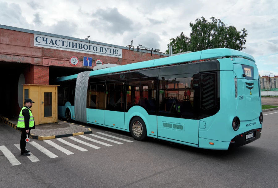 Белорусский электробус E433 Vitovt Max Electro во время испытаний в Петербурге. Фото: Алексей Даничев, РИА Новости