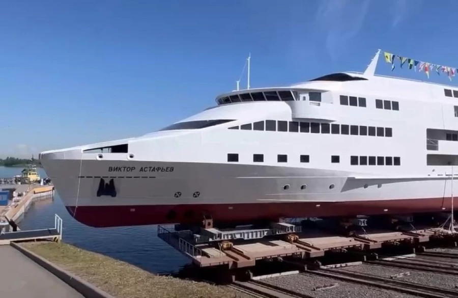 Спуск на воду «Виктора Астафьева». Июнь 2024 г. Фото: тг-канал губернатора Красноярского края