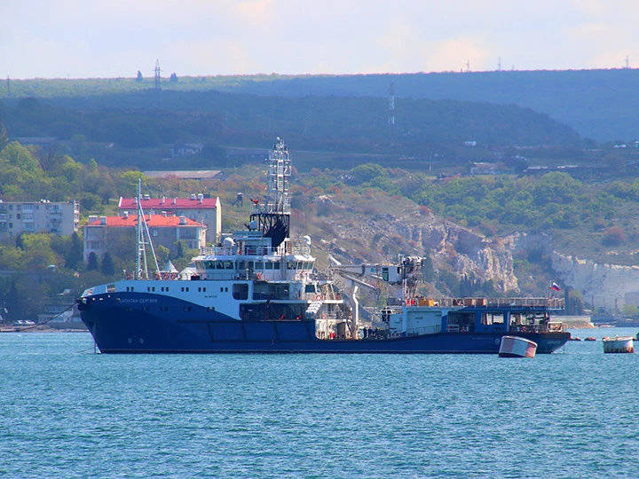 Морской буксир «Капитан Сергеев». Фото: А.Бричевский / Черноморский флот