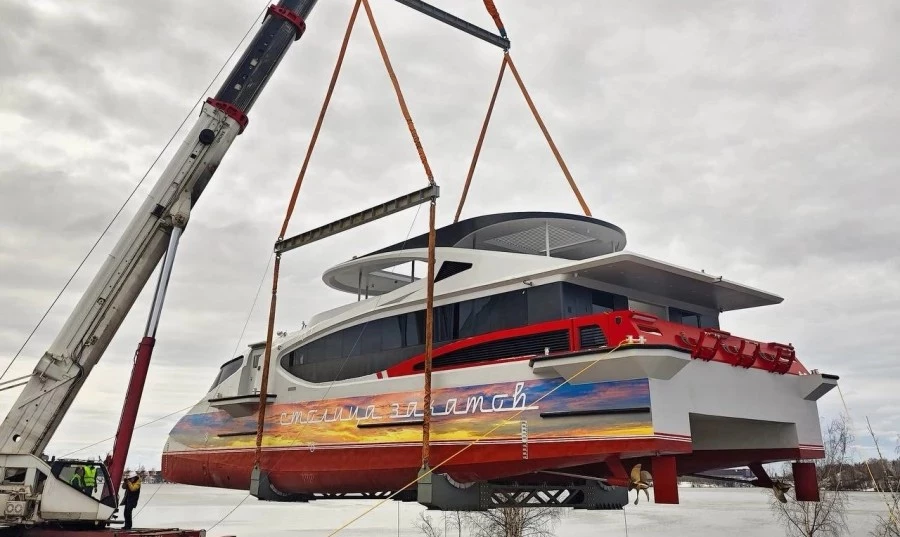 Электрокатамаран Ecocruiser. Фото: верфь Emperium