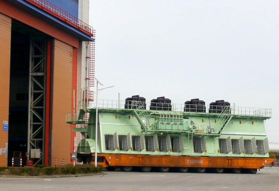 ОСК и ИЦ «Кронштадт» создадут отечественный малооборотный судовой двигатель